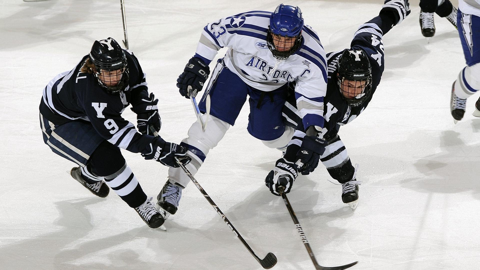 “危机中的救援：赛场背后的人性光辉”，危机救援终极战